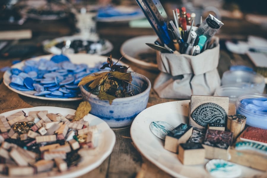 Photo "Discovering Your Style: Experiment with Different Art Forms"